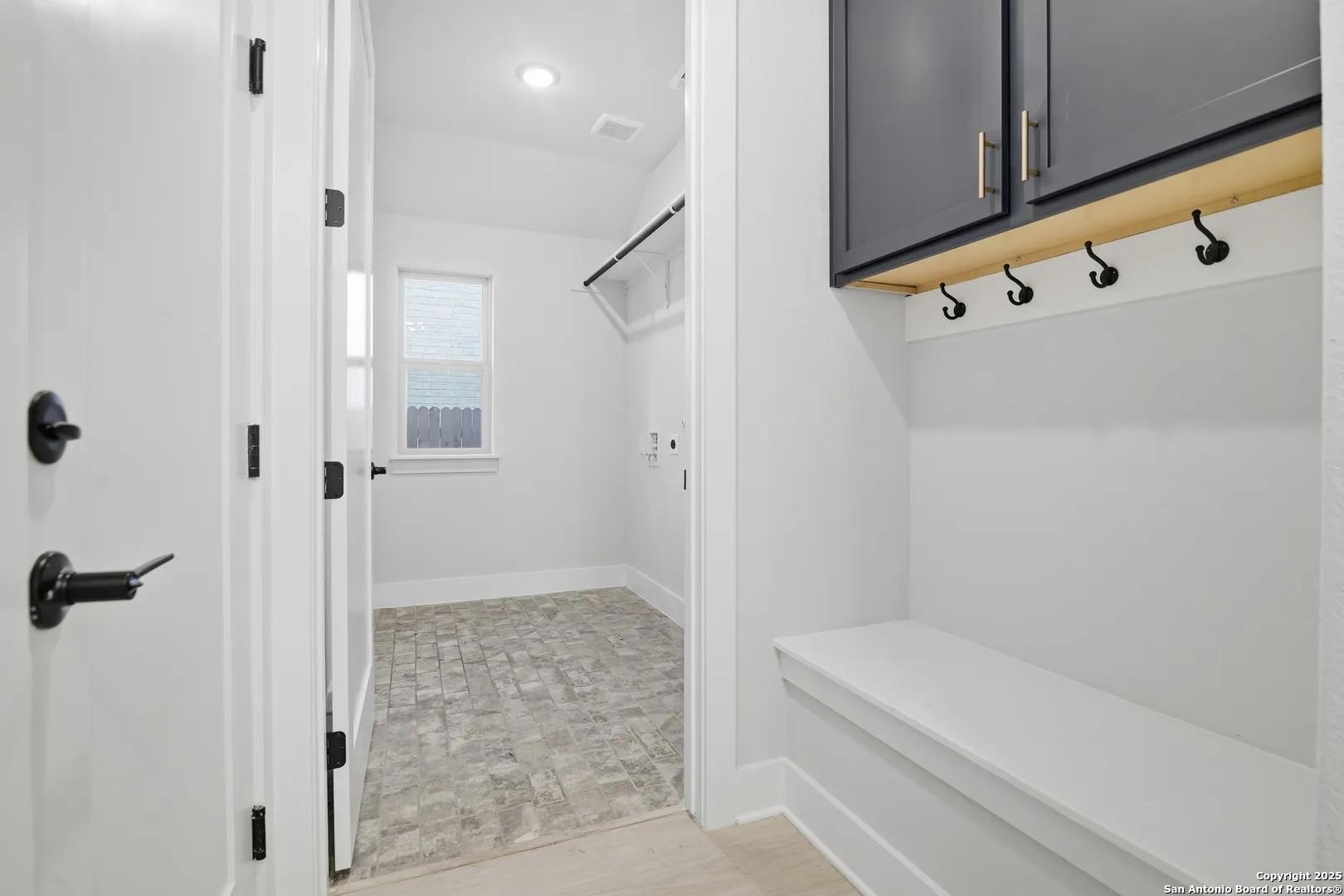 374 Haby Hollow