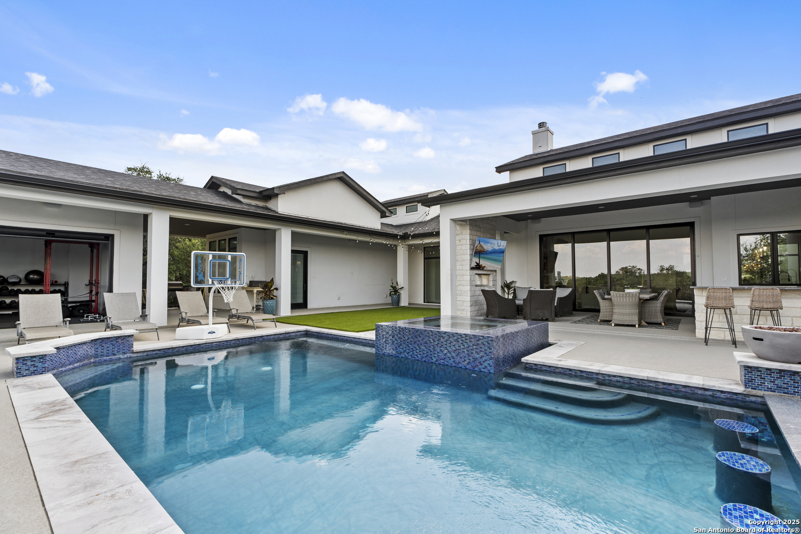 318 Upland Court