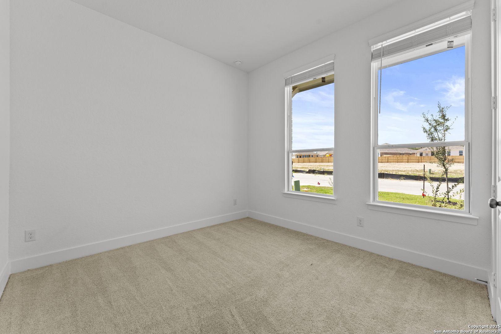 5536 Paschal Park