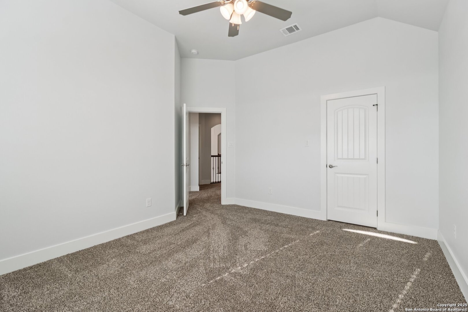 31037 Clover Pass