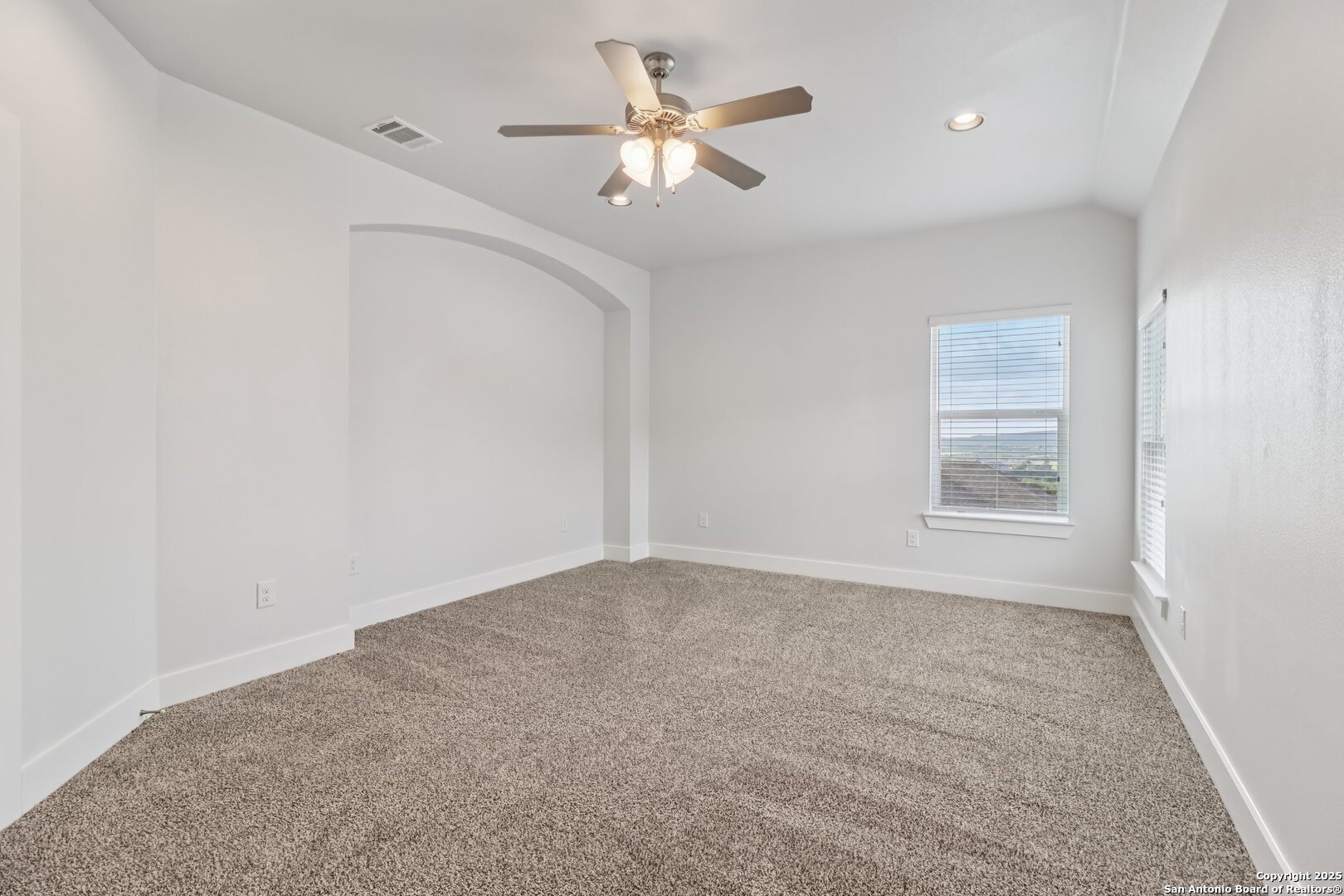 31037 Clover Pass