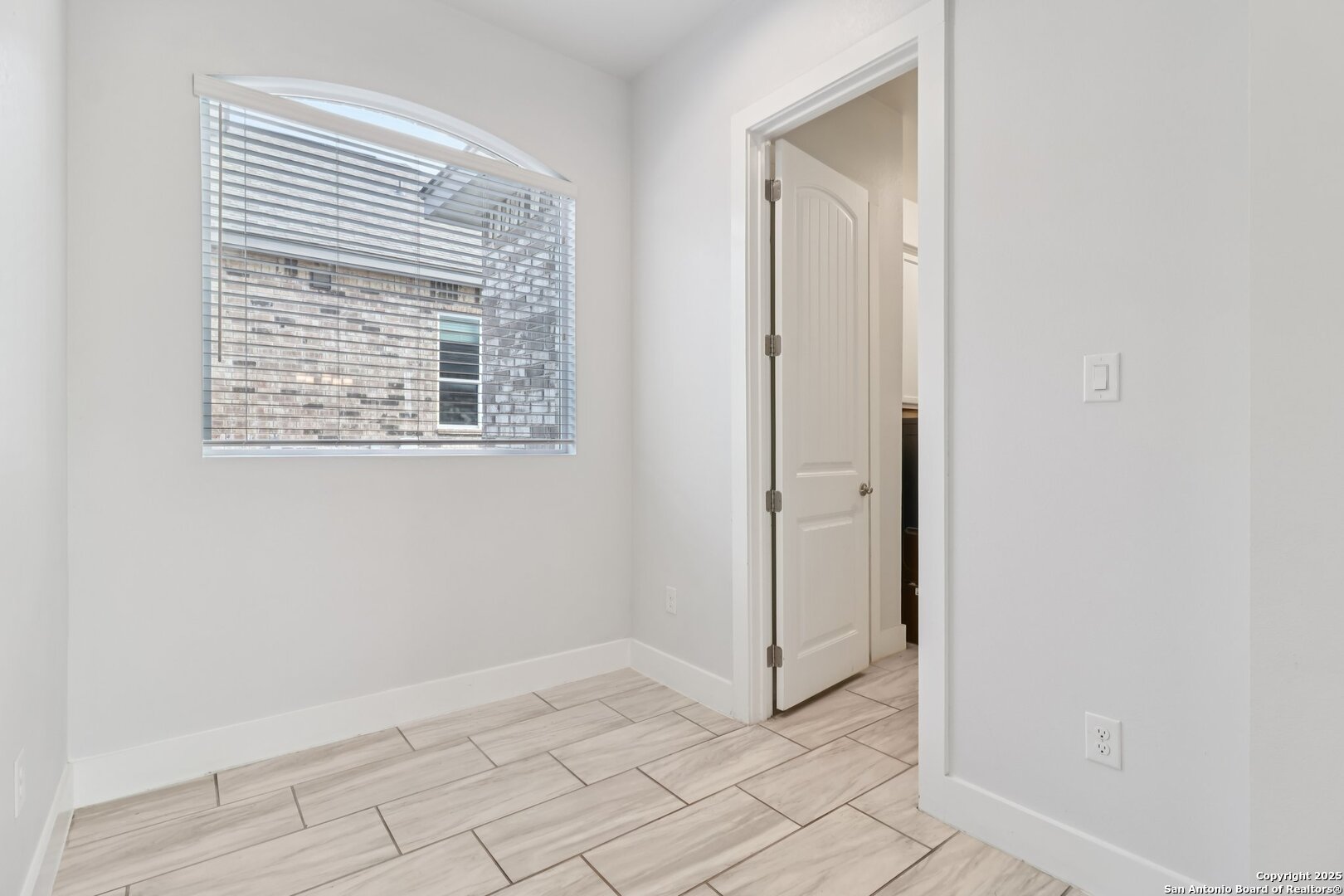 31037 Clover Pass