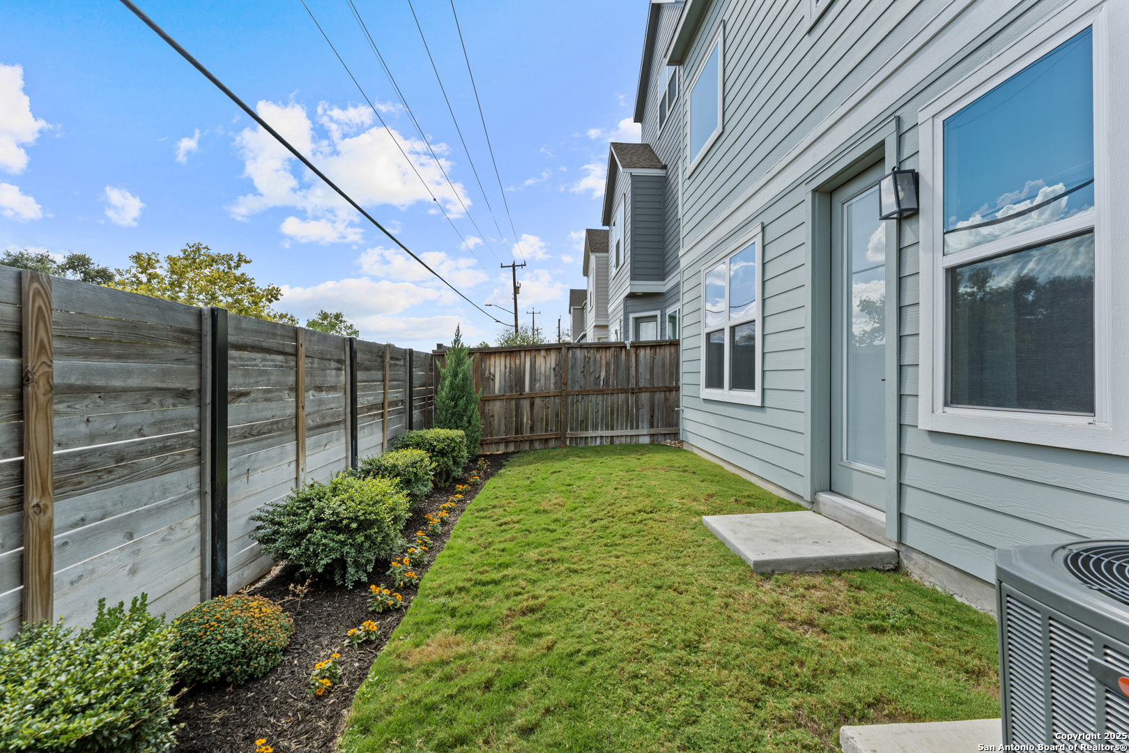 5843 Whitby Rd Unit 6