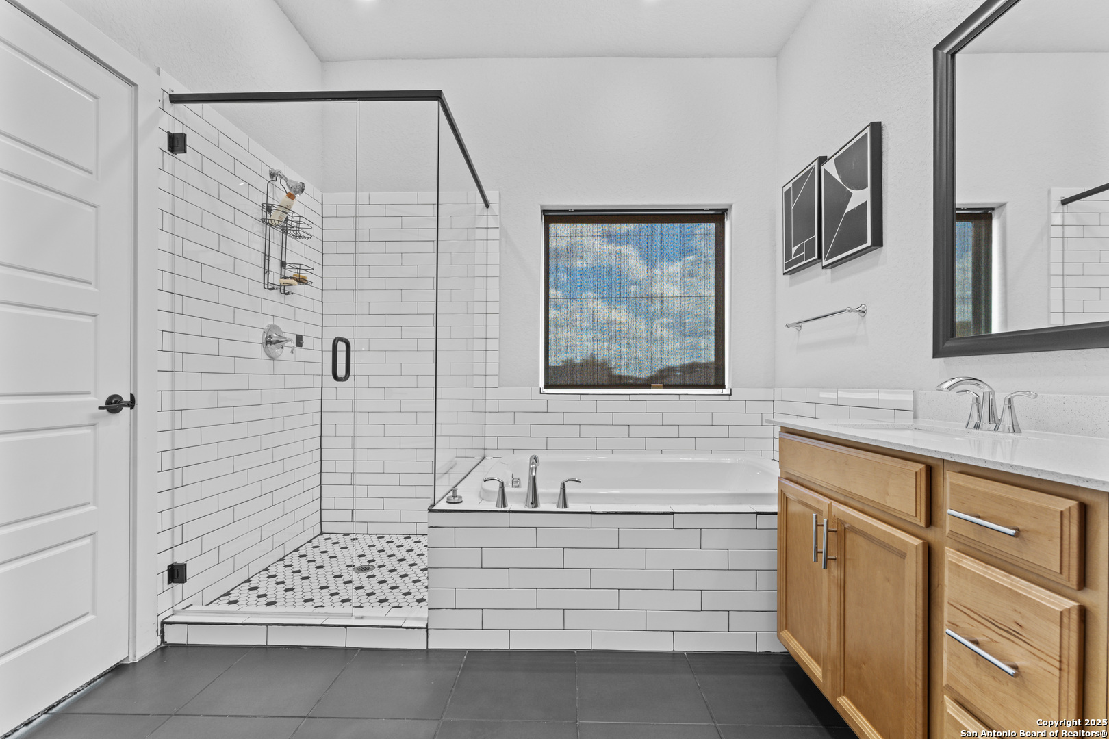 5843 Whitby Rd Unit 6