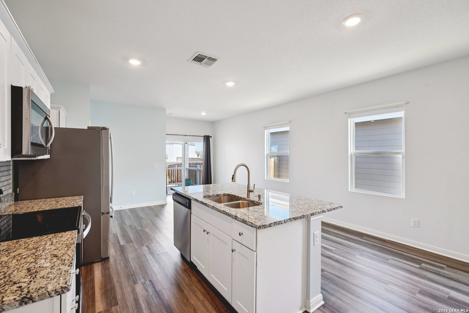 14359 Elkhorn