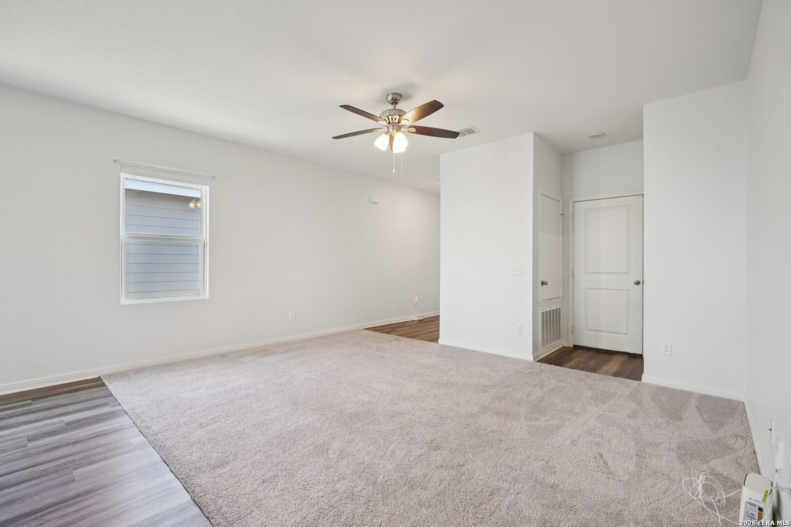 14359 Elkhorn