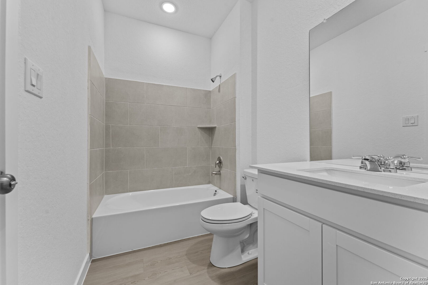 3808 Northaven