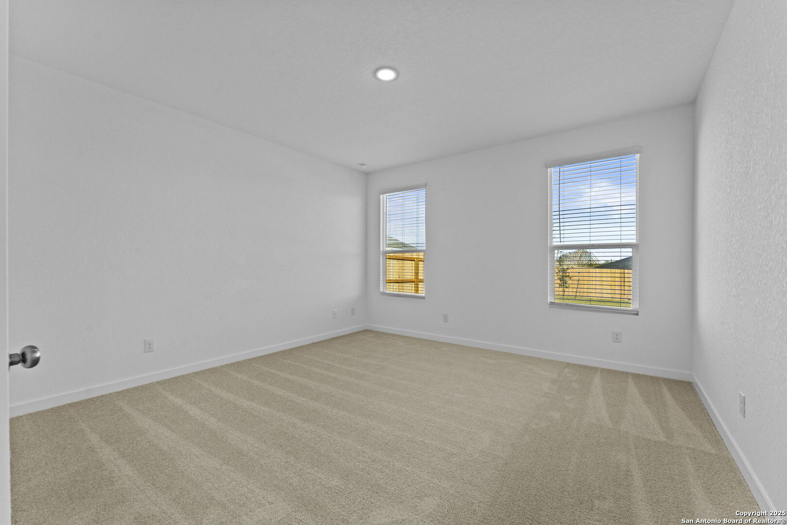 1240 Fox Wing Way