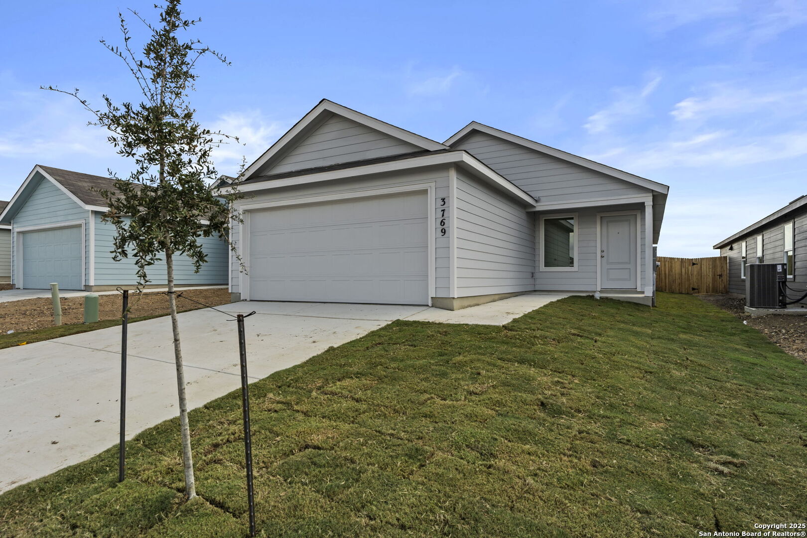 3769 Swift Fox Rd