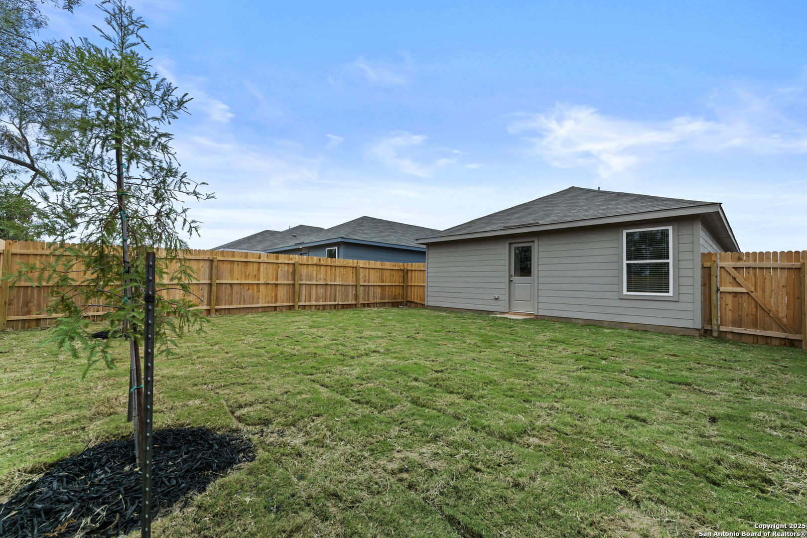 7302 Brownleaf Dr