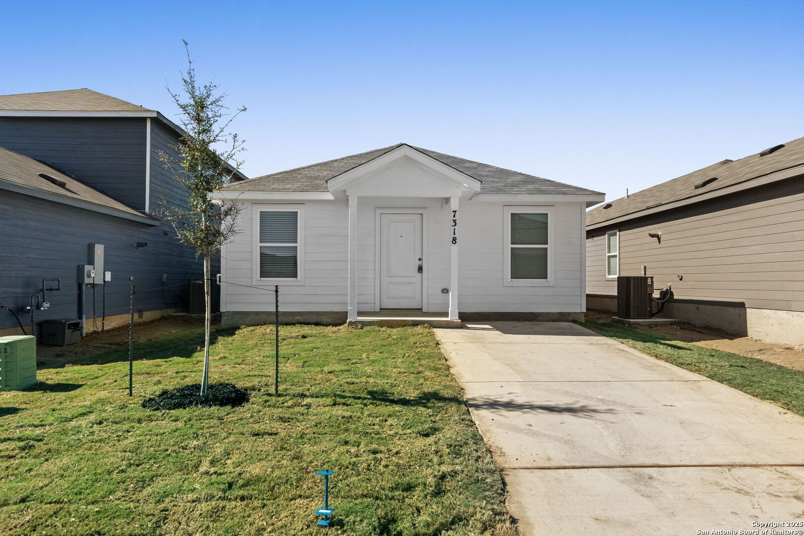 7318 Brownleaf Dr