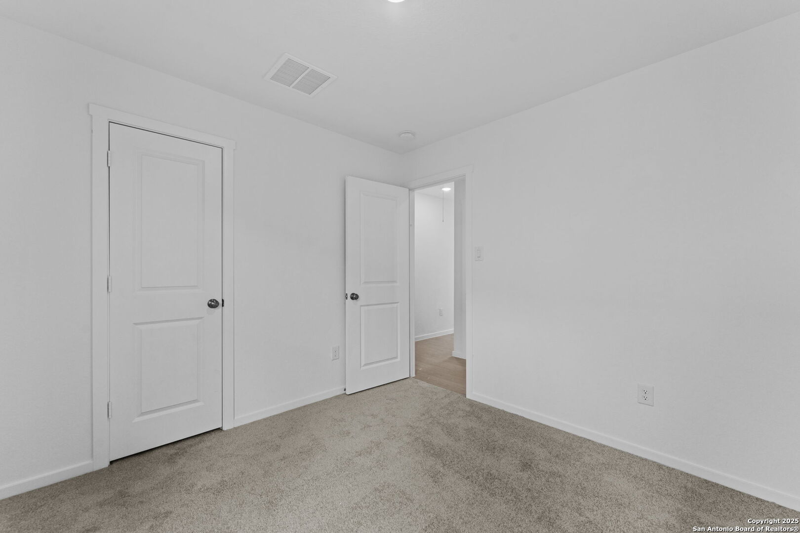 7207 Brownleaf Dr