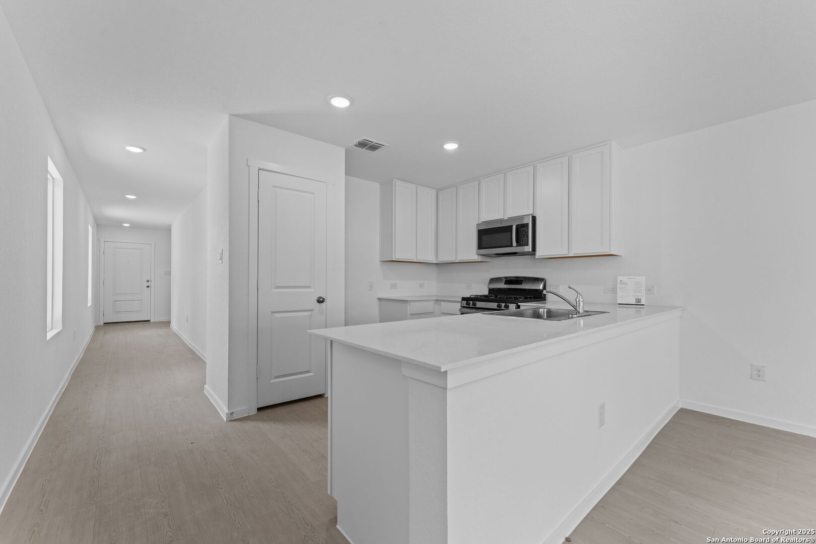 7207 Brownleaf Dr