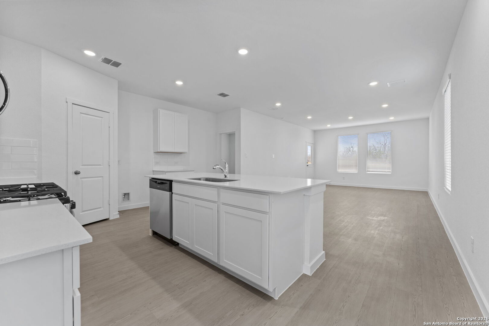 6611 Titan Park