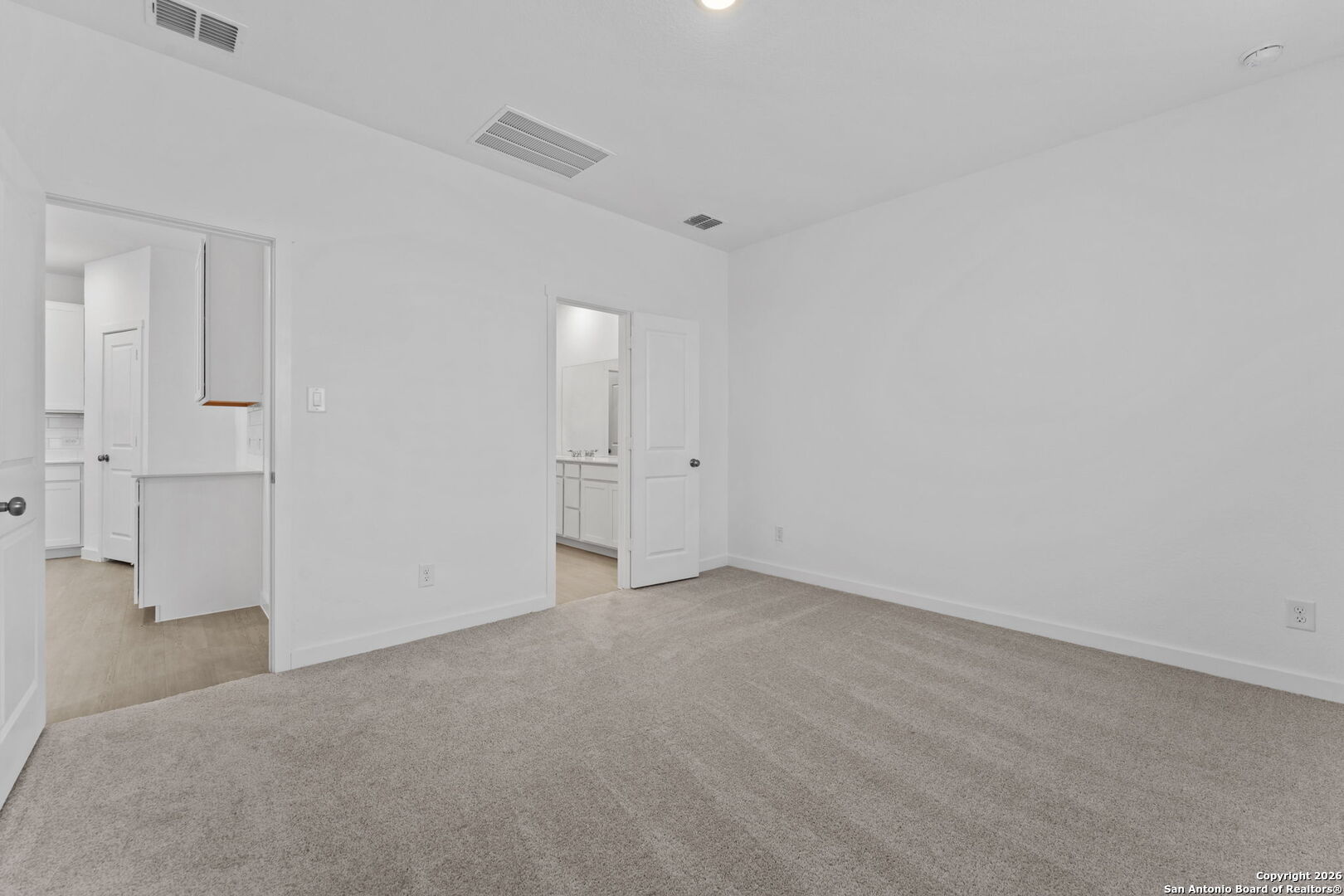 6611 Titan Park