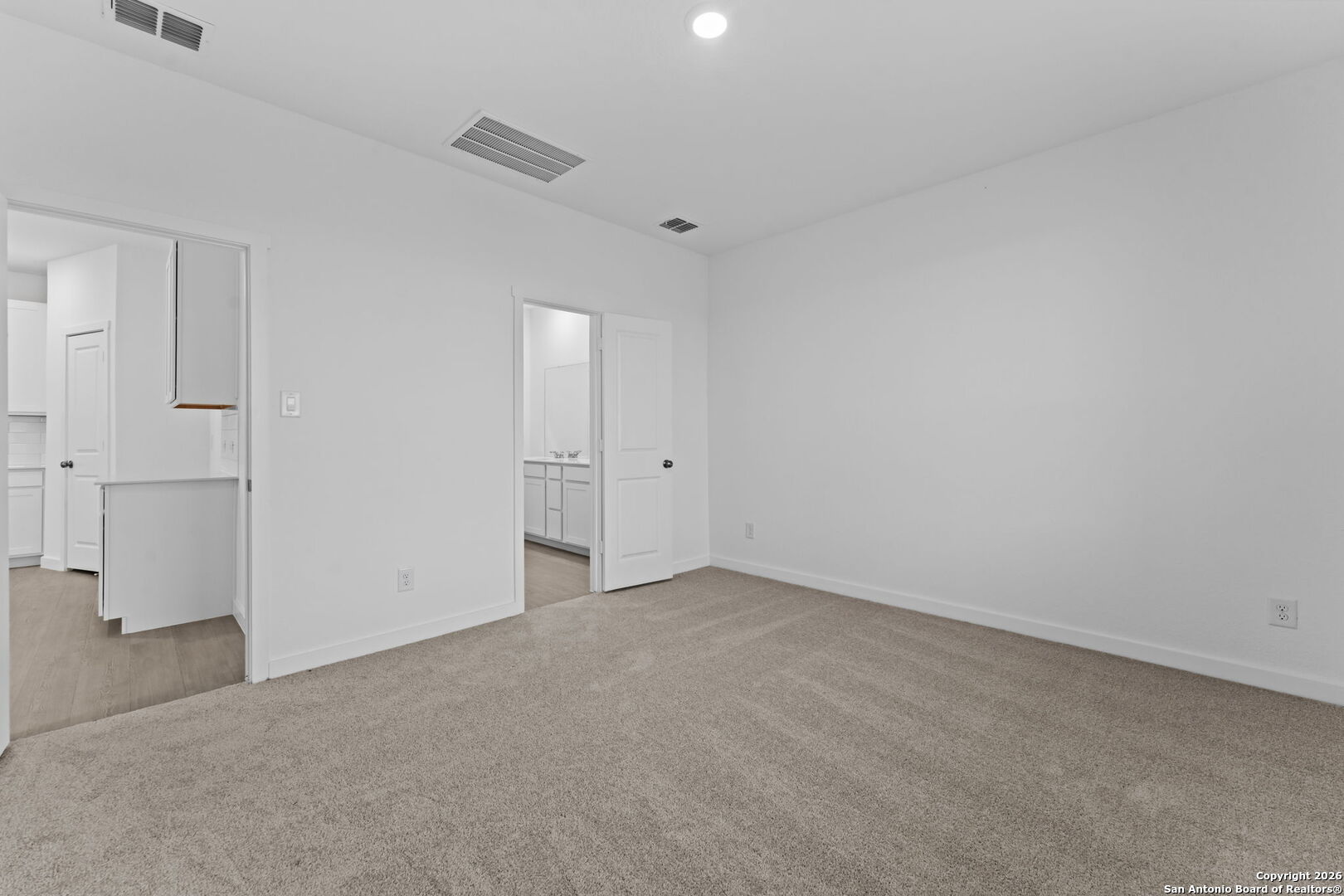 6623 Titan Park