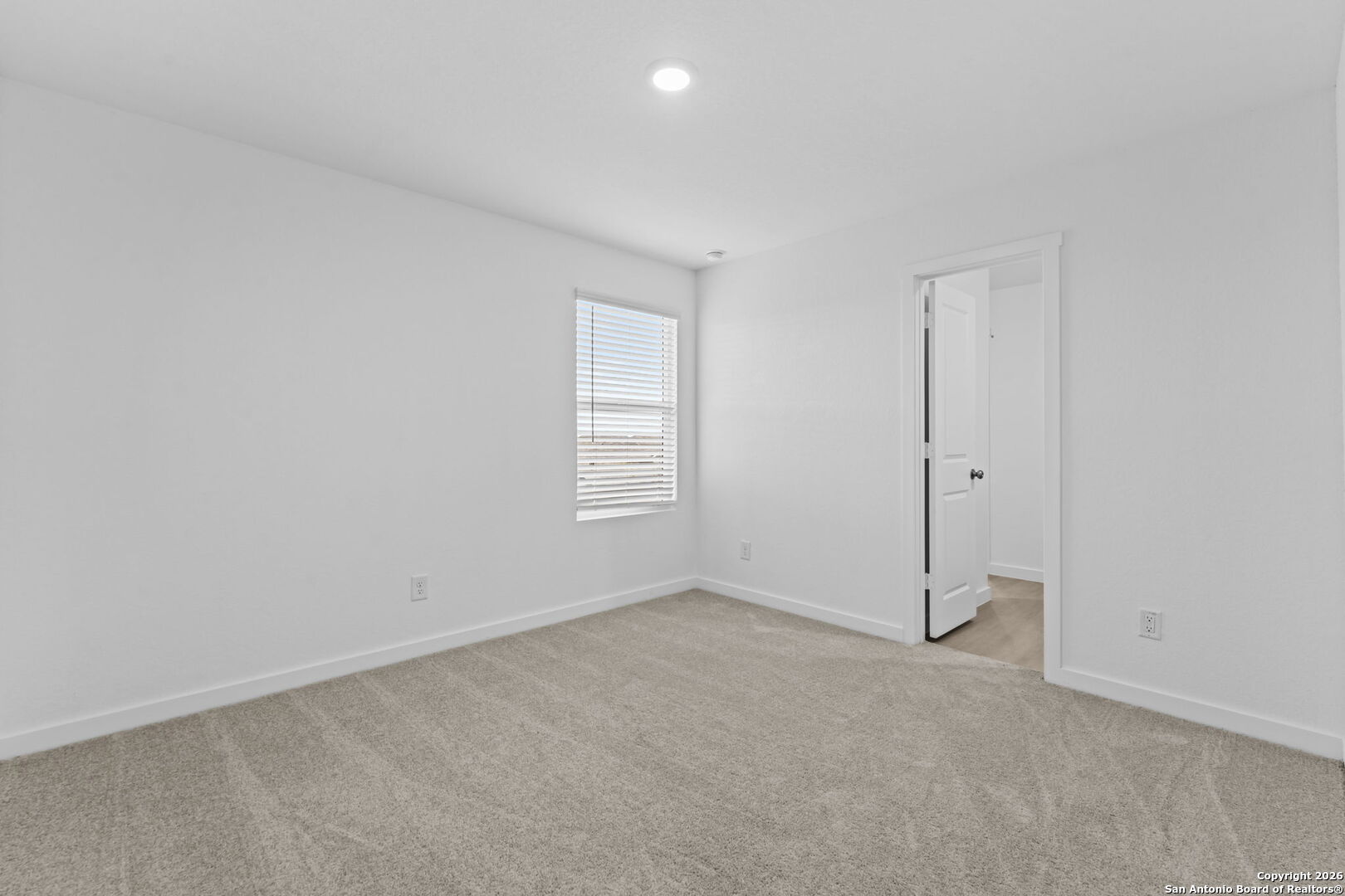 6623 Titan Park