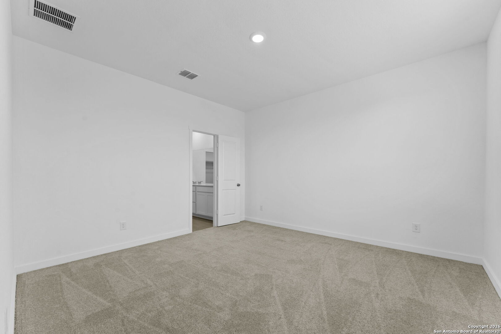6607 Titan Park