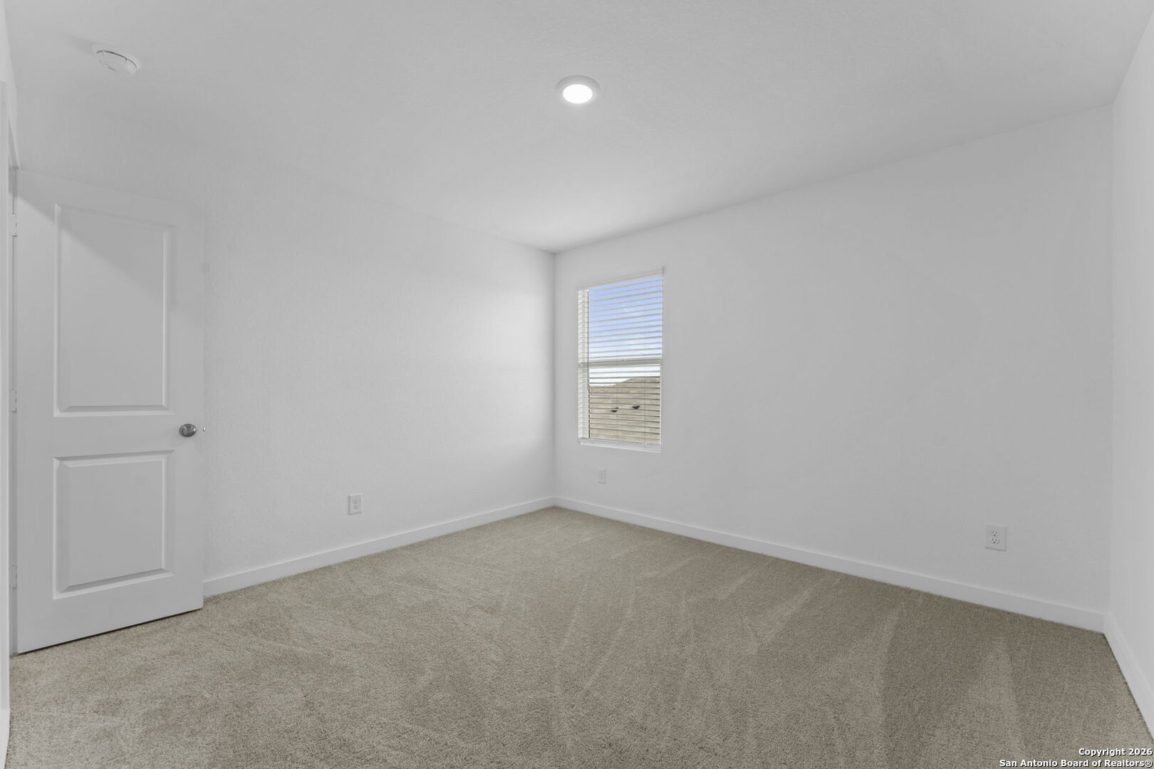 6607 Titan Park