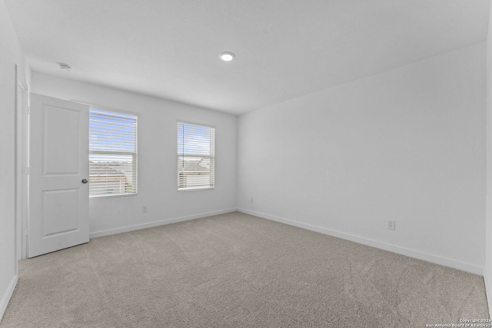 6607 Titan Park