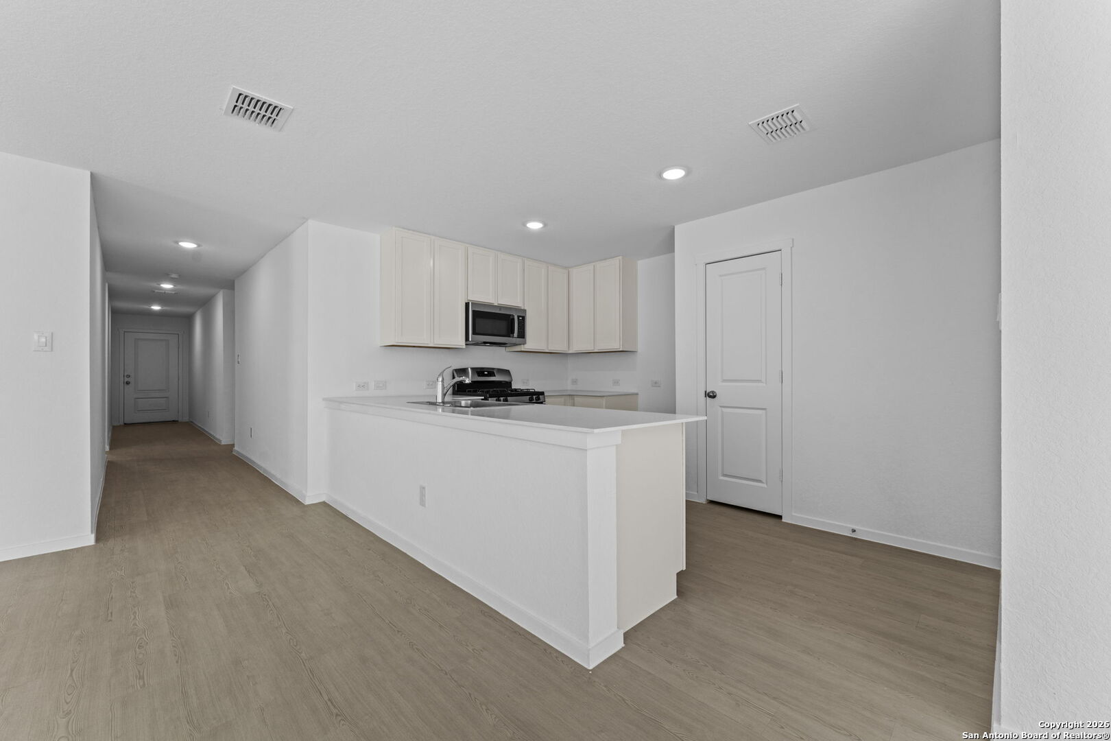 103 Ellendale Place