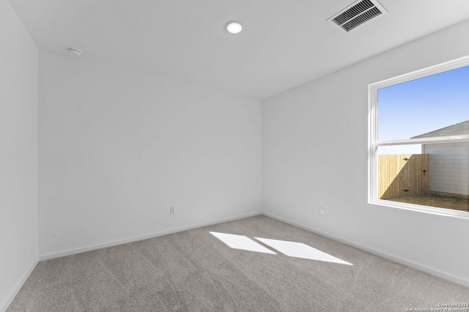 137 Alameda Dr