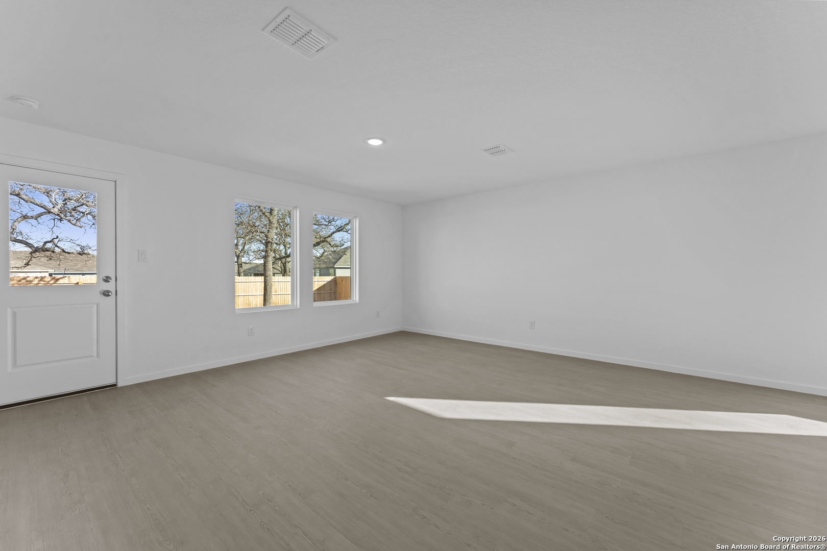 116 Ellendale Place