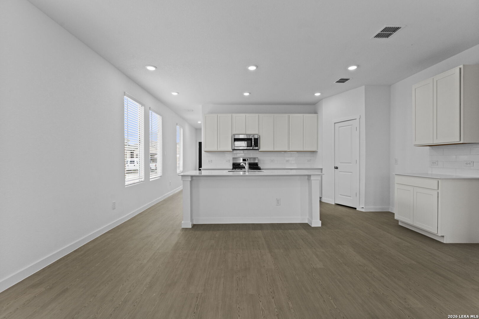 6521 Titan Park