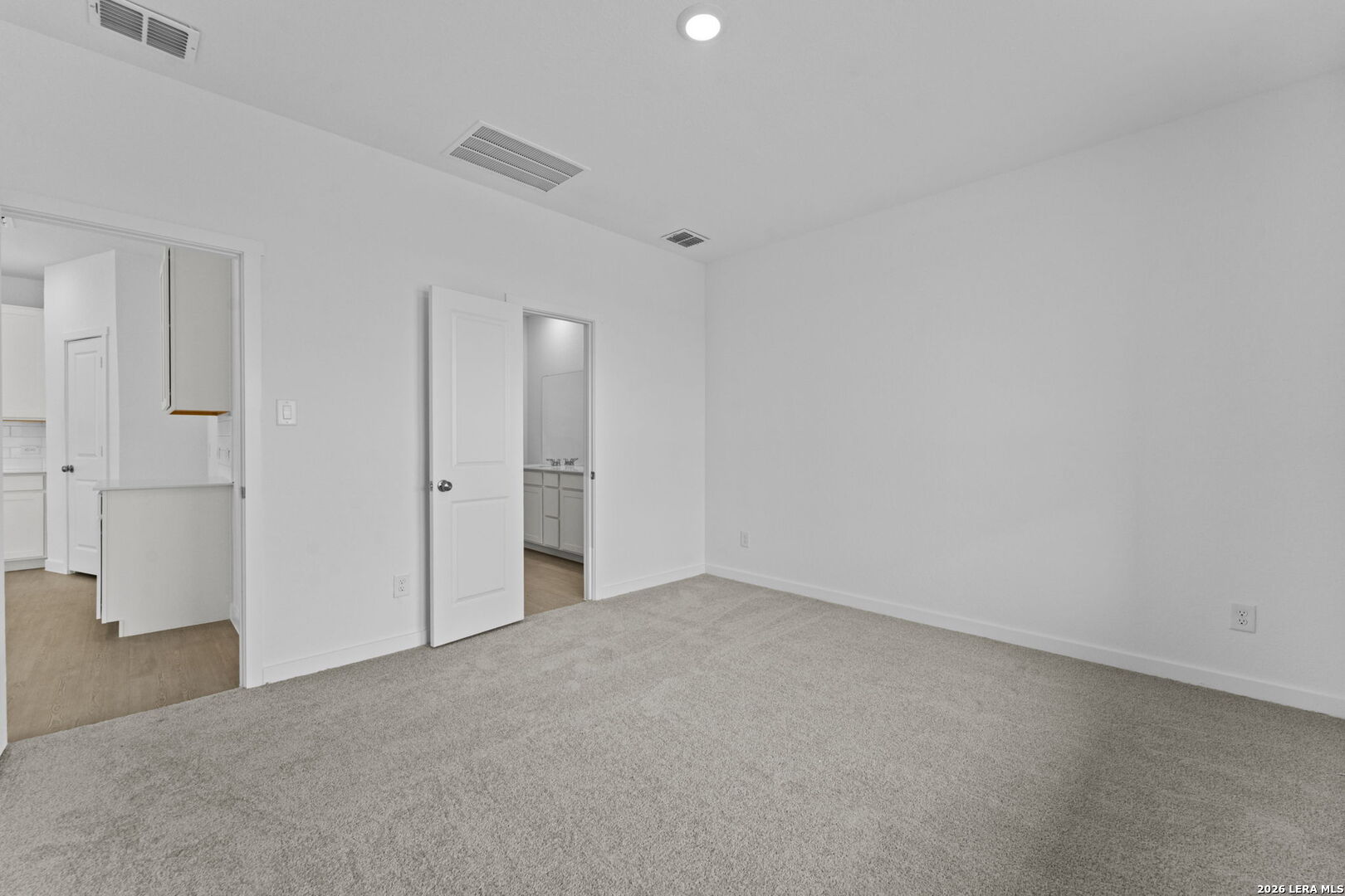 6521 Titan Park