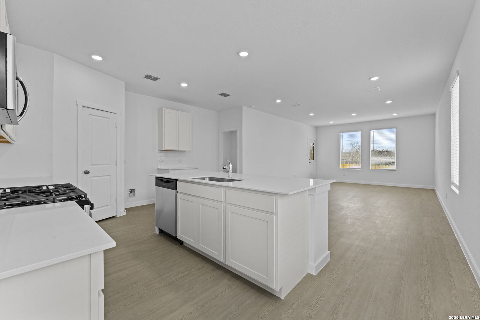 6521 Titan Park