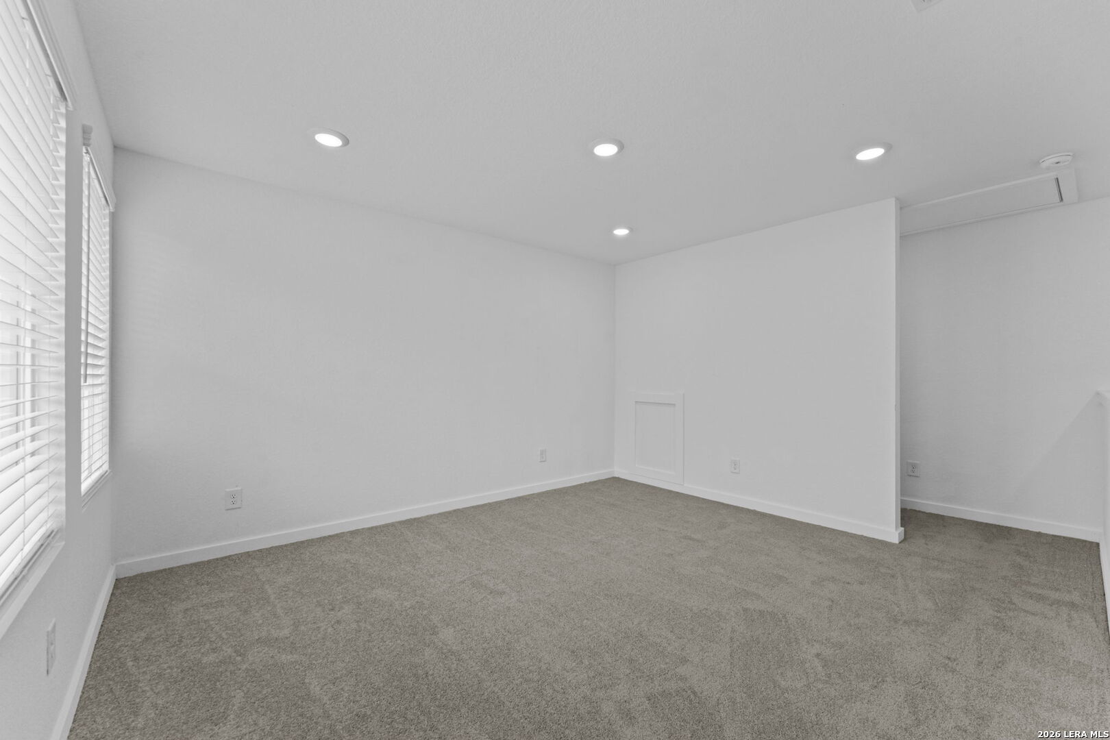 6521 Titan Park