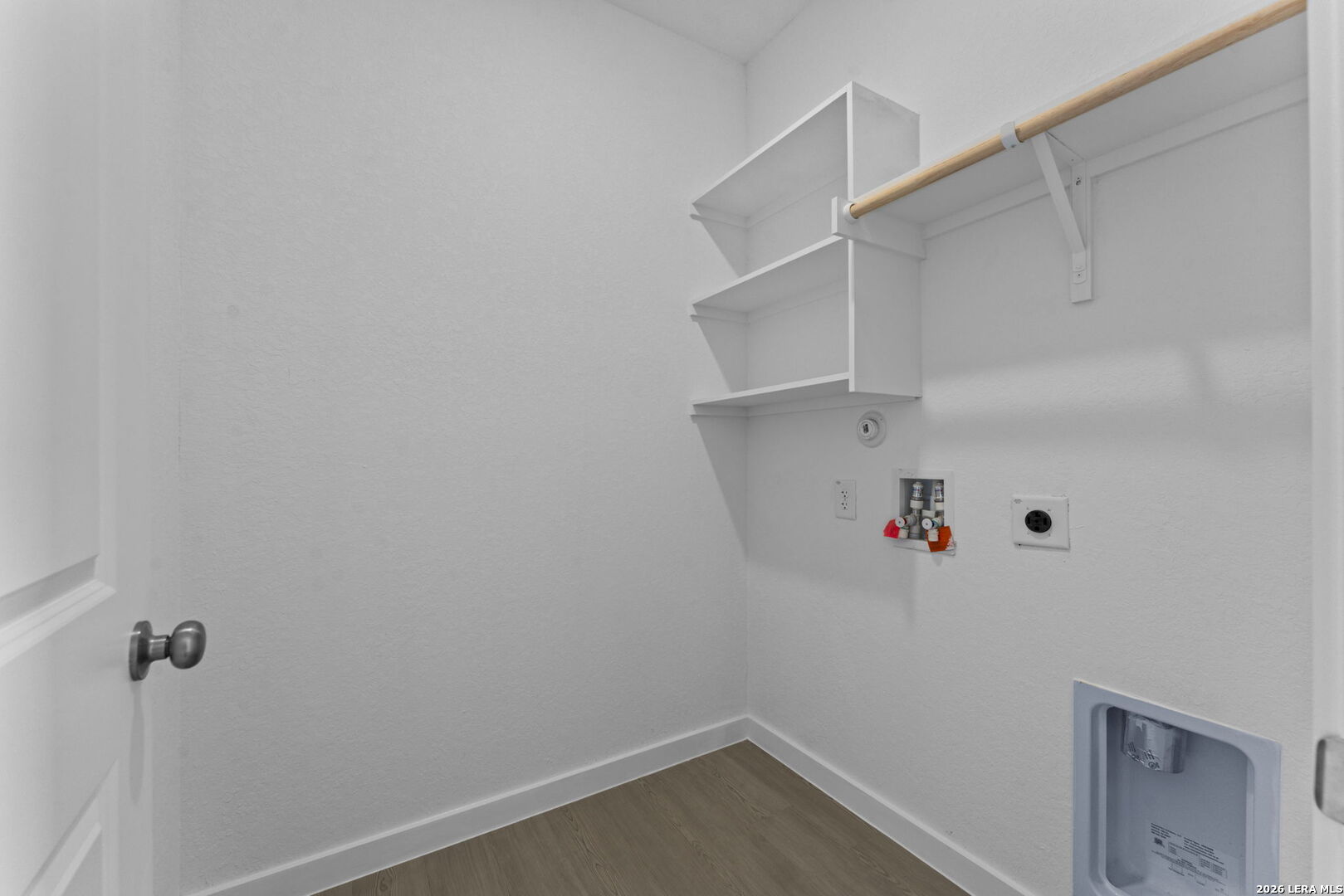 6521 Titan Park