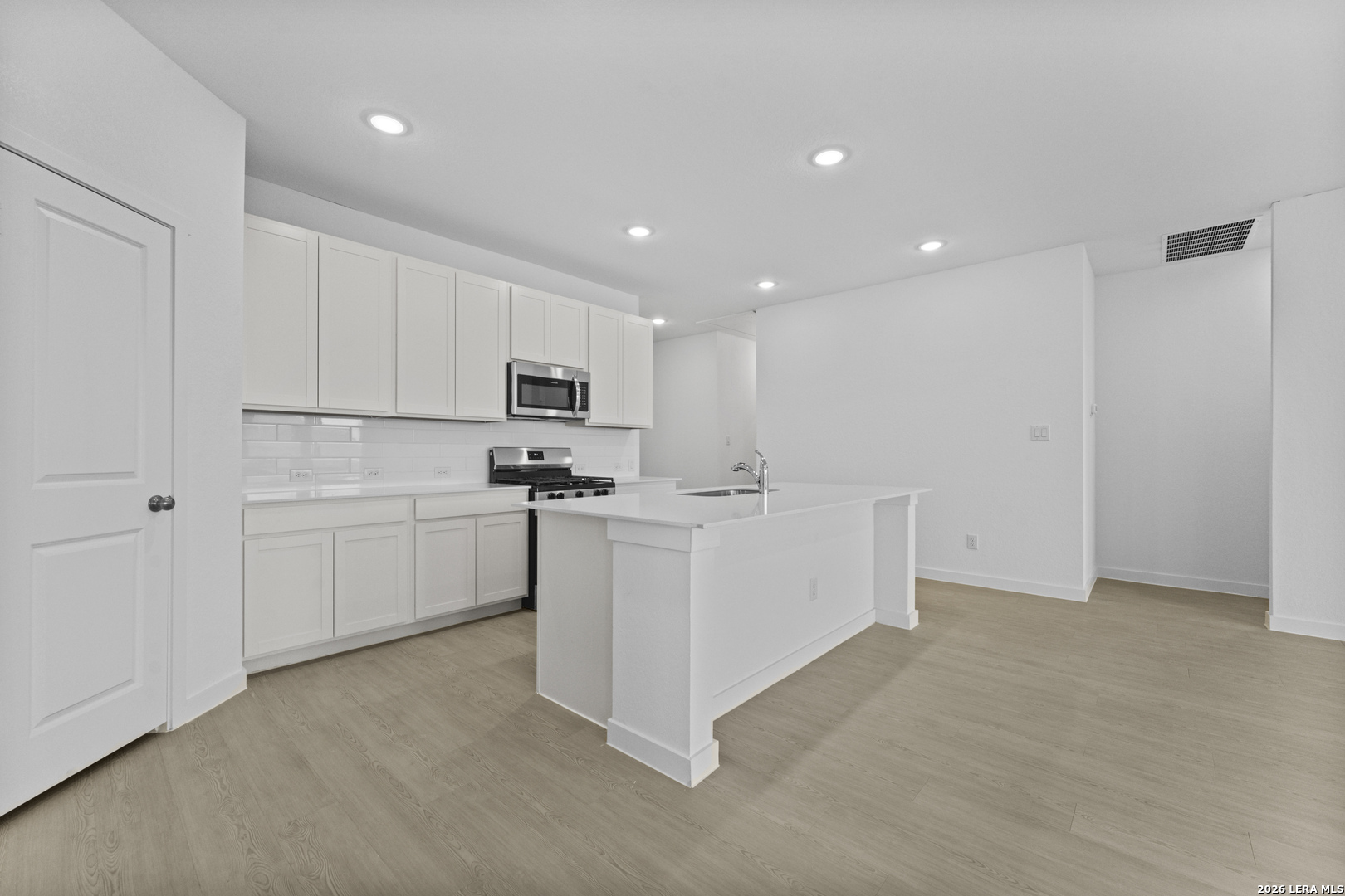 4986 Mission Tejas Road
