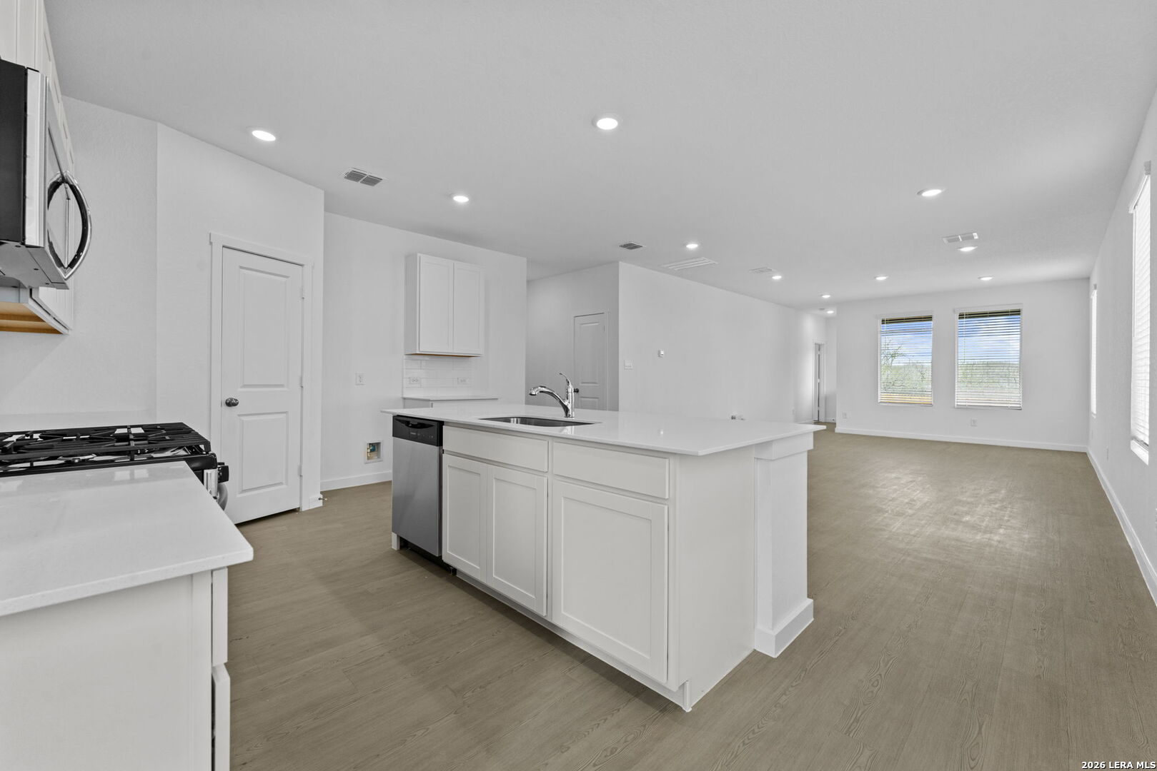 6525 Titan Park