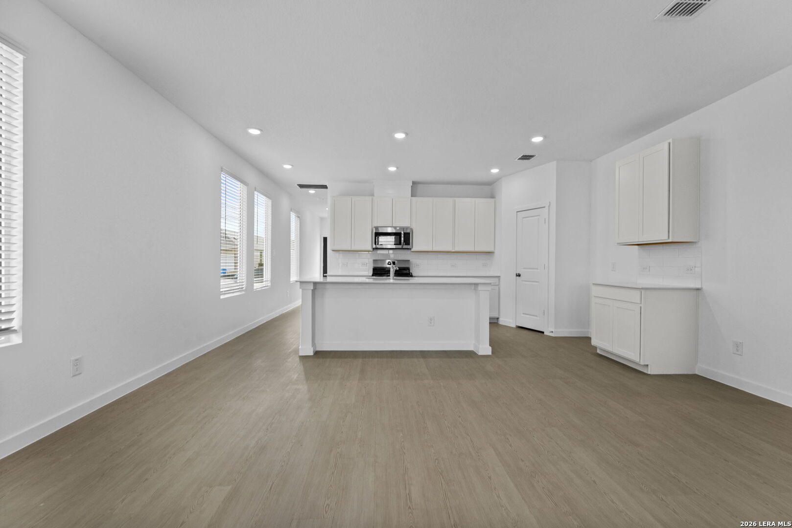 6525 Titan Park