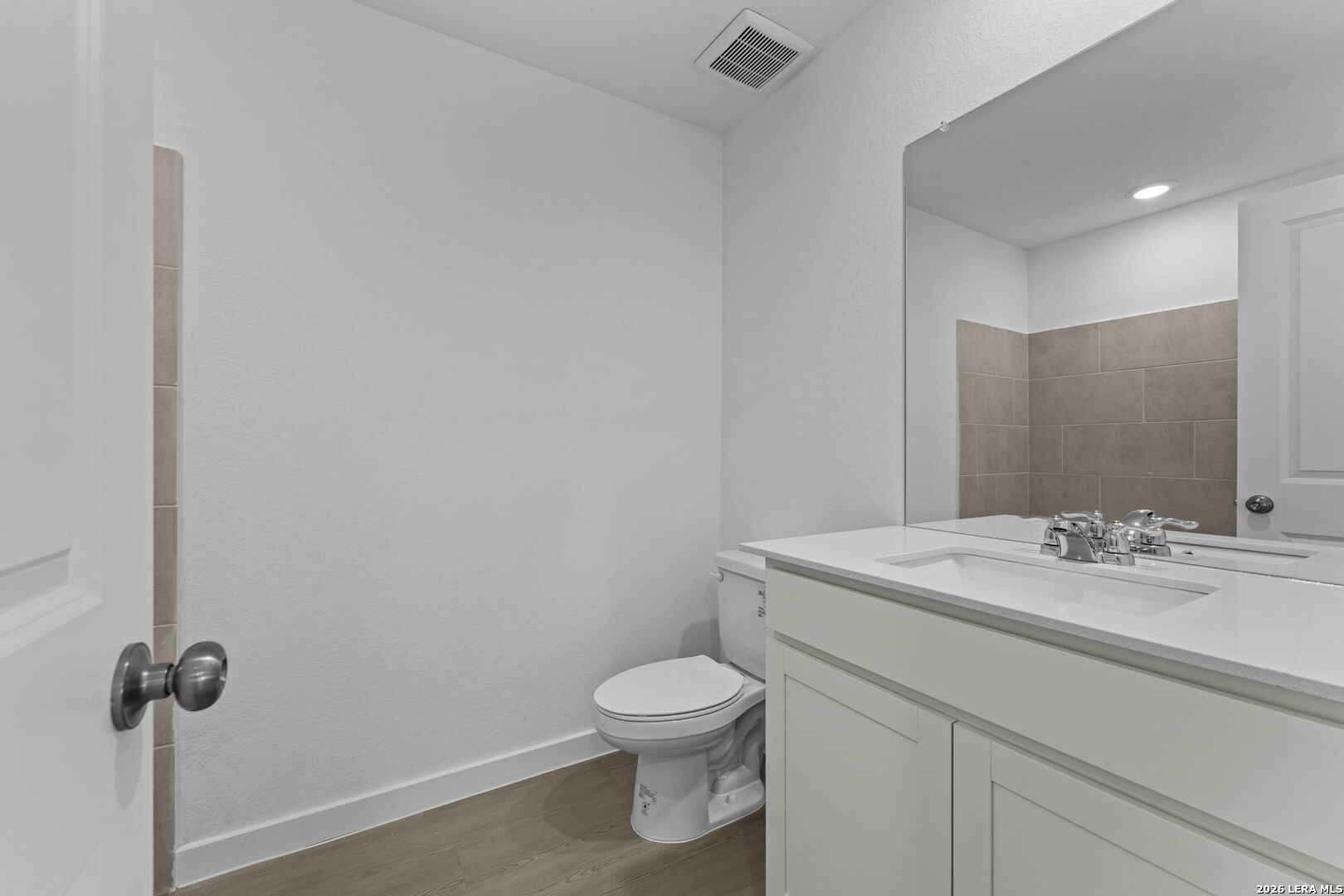 6525 Titan Park