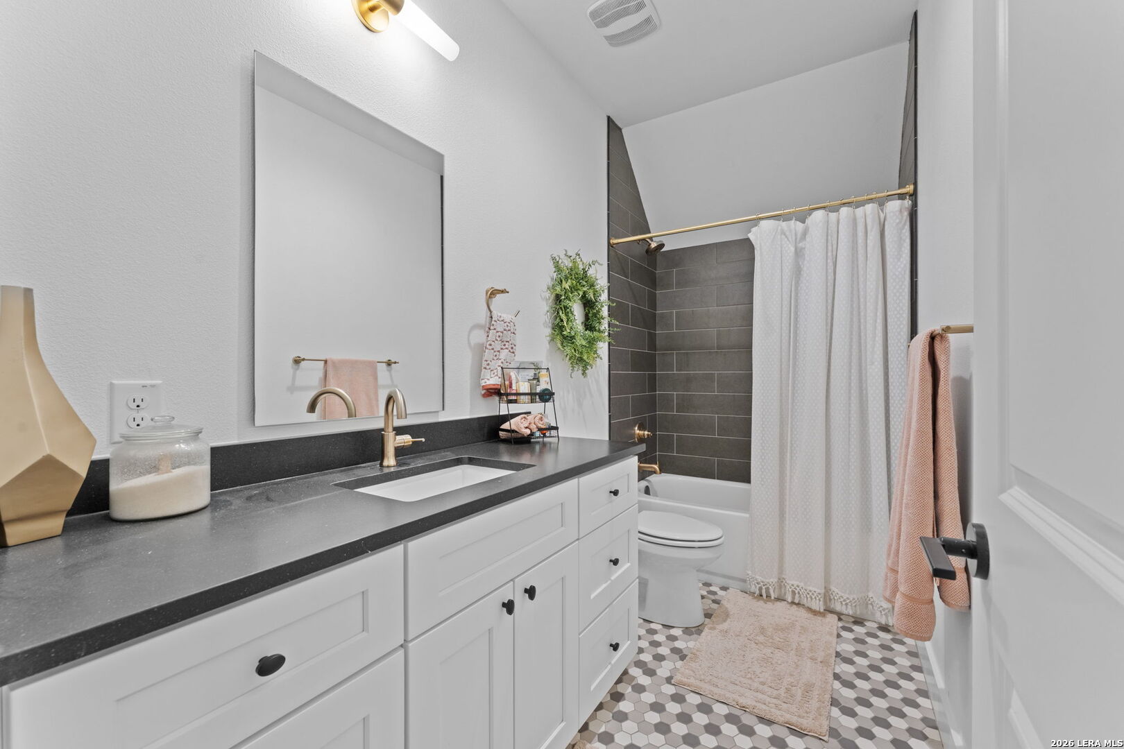 415 Alexander