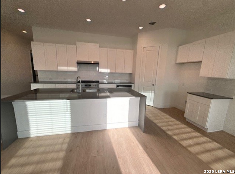 8920 San Carlos