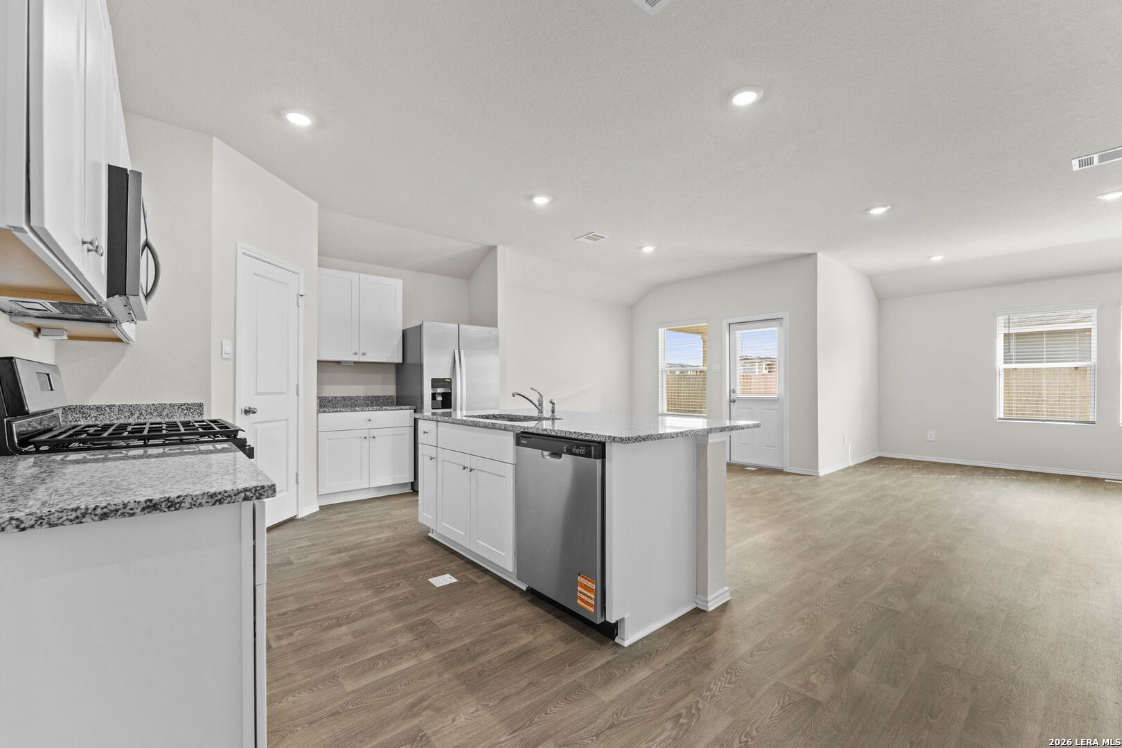 1104 Argonne