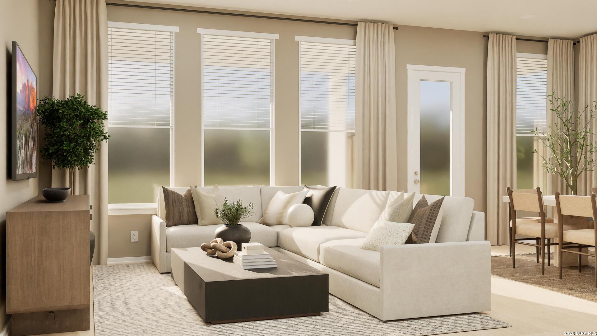 8901 San Carlos