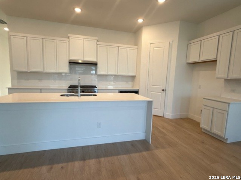 8925 San Carlos