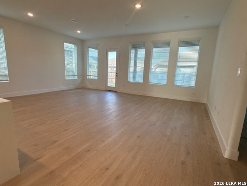 8925 San Carlos