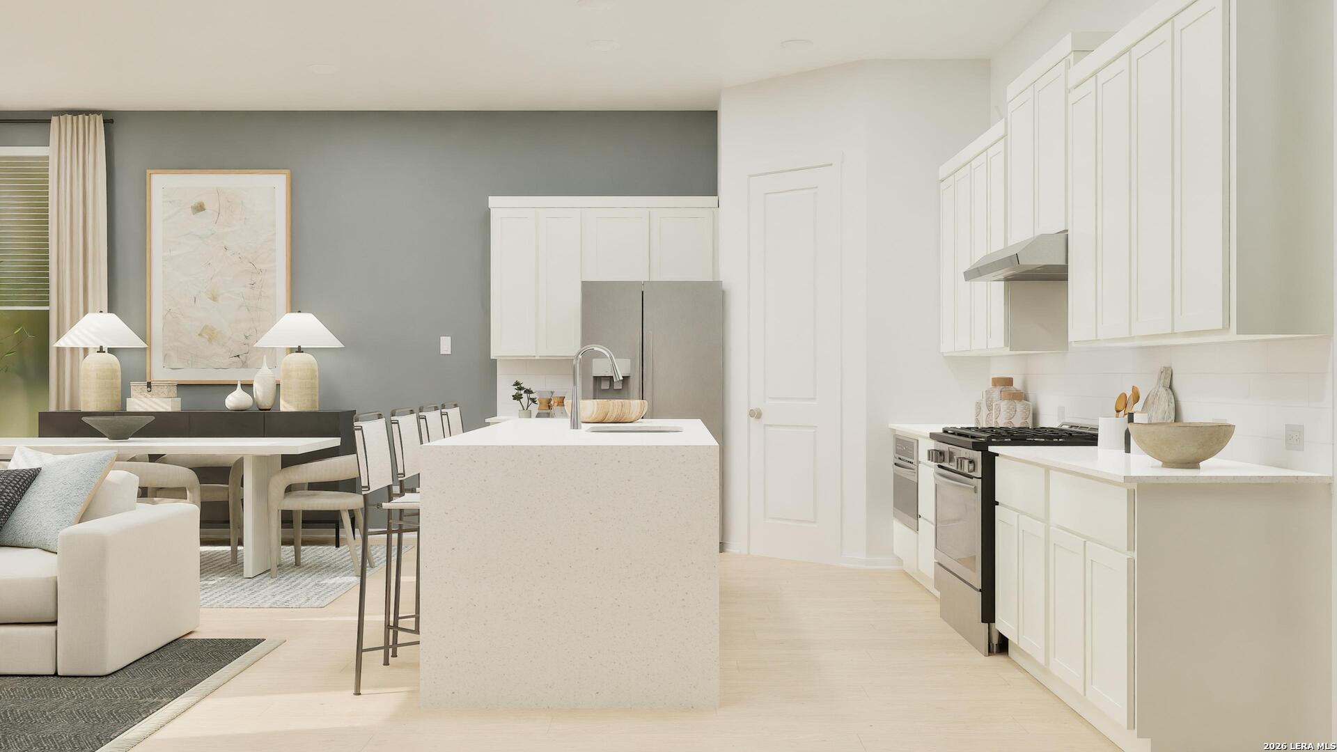 8909 San Carlos