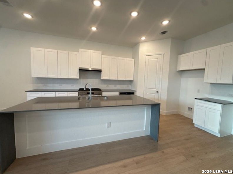 8924 San Carlos