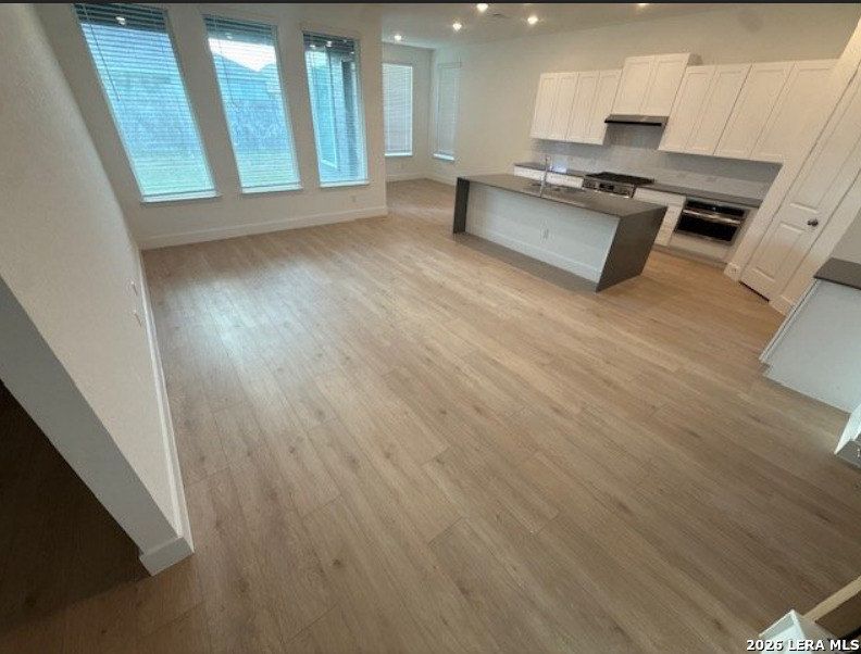 8924 San Carlos
