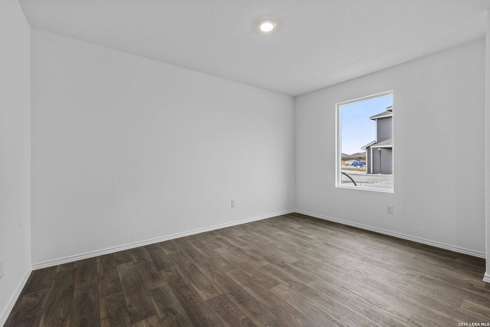 12540 Spoor Vly