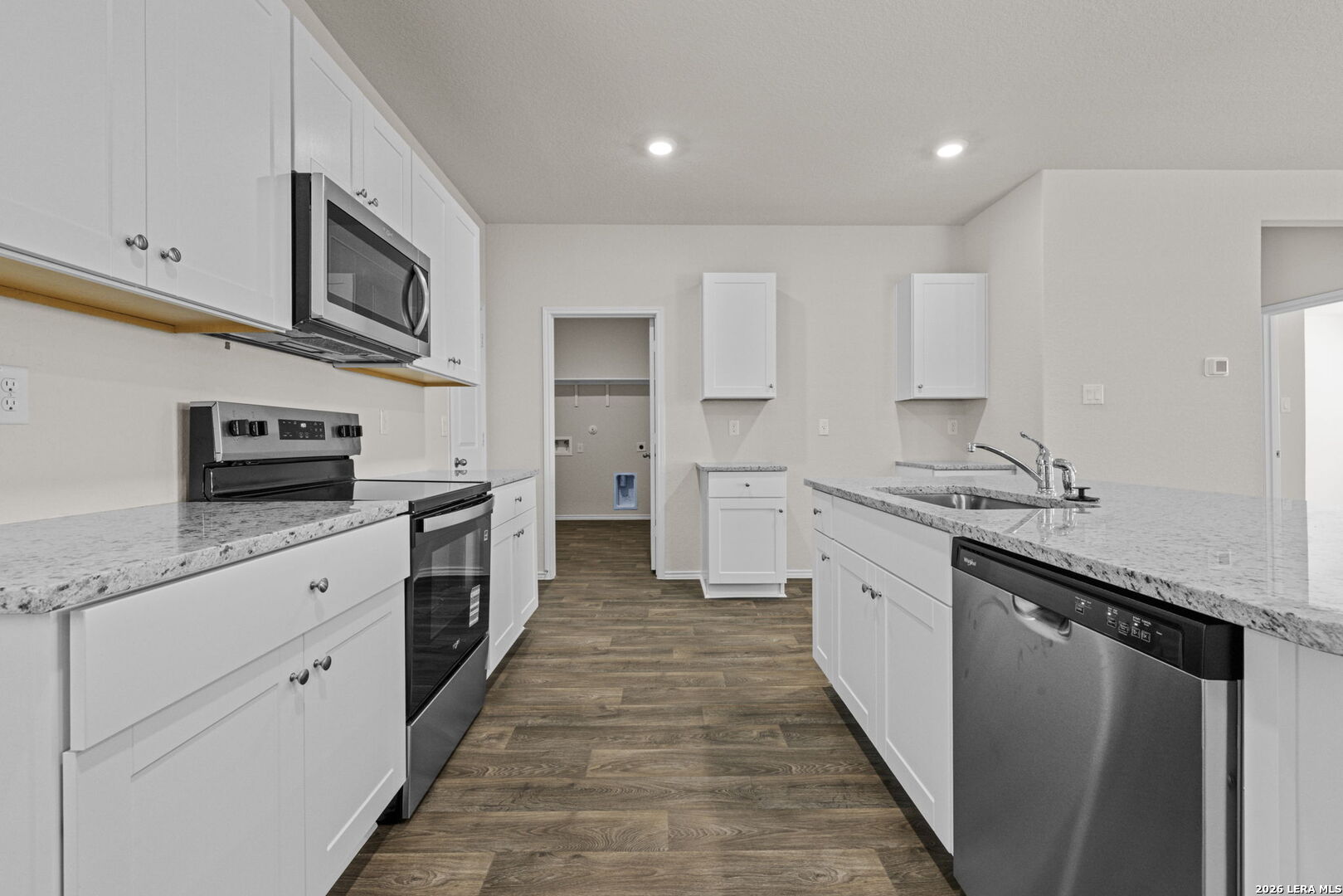 14712 Childress Falls