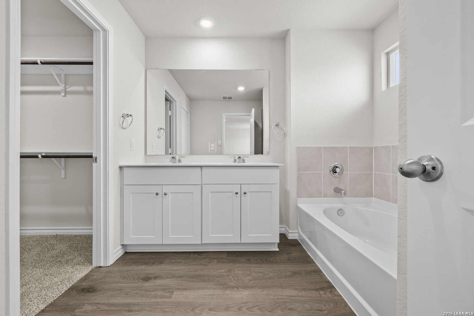 14839 Lamb River