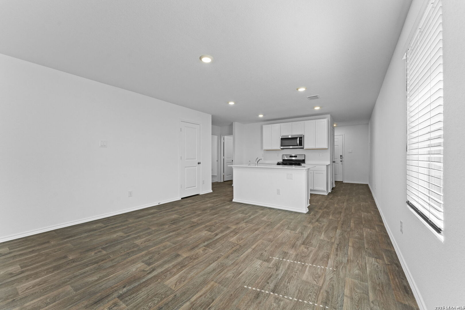 15507 Mint Patch Meadow