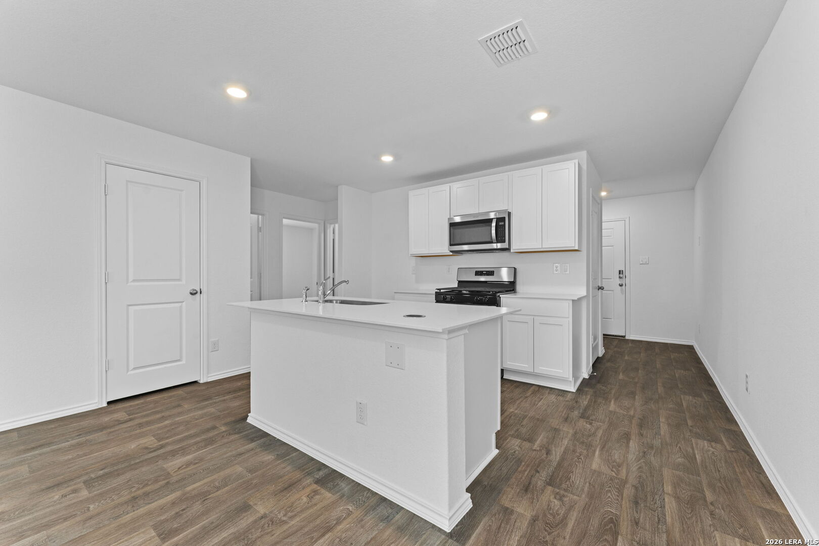 15507 Mint Patch Meadow
